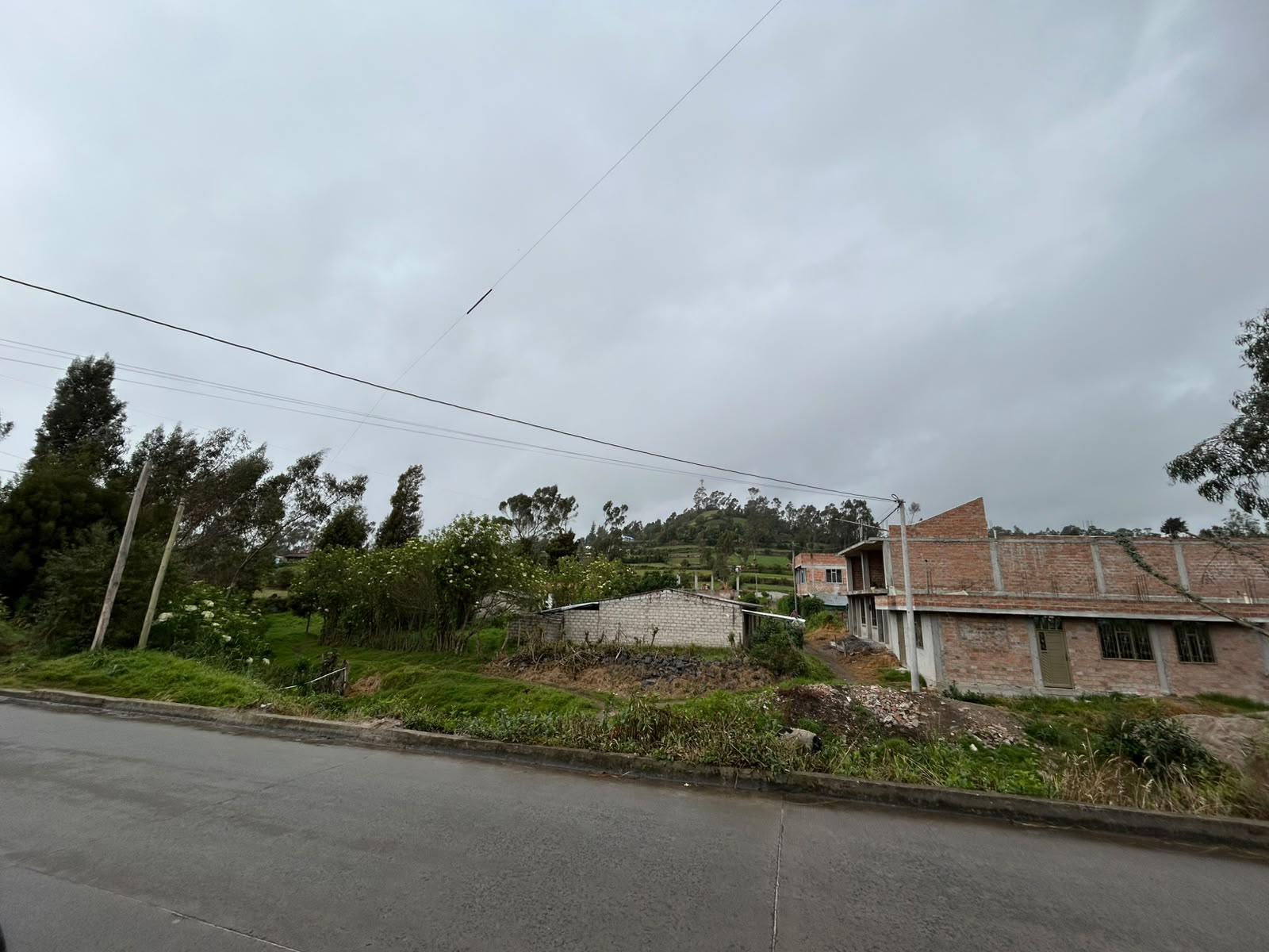 LOTE BARRIO MIRAFLORES